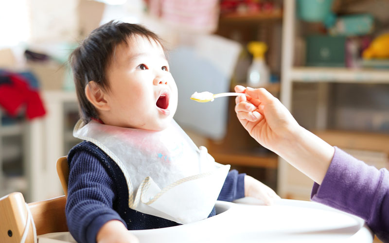 お口の機能を育む食べさせ方、食べ方等の指導